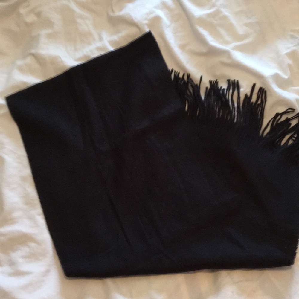 Soft Black scarf